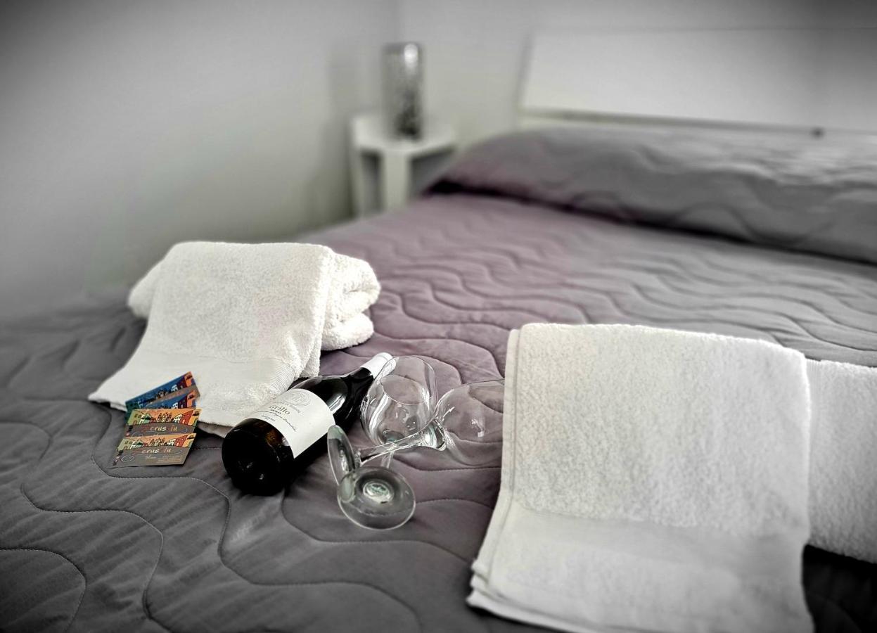 Scrusciu Home Terrasini Bagian luar foto